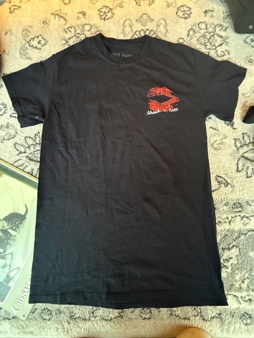 Ariana Grande Sweetener Concert Tour Black Short Sleeve Tee with Red Lip Graphic